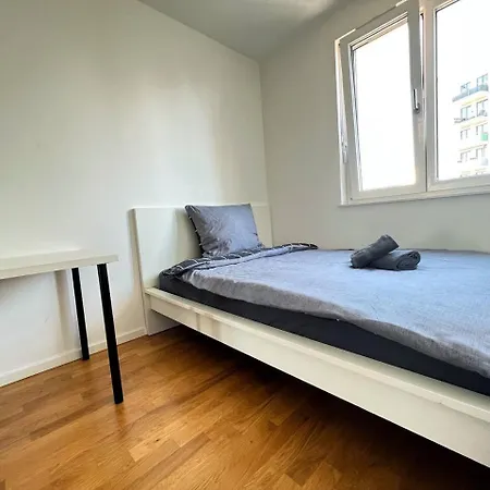 I Cozy Private Lägenhet